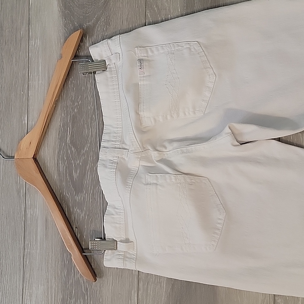 Angels Jeans- White ankle length- 9 - Picture 5 of 8